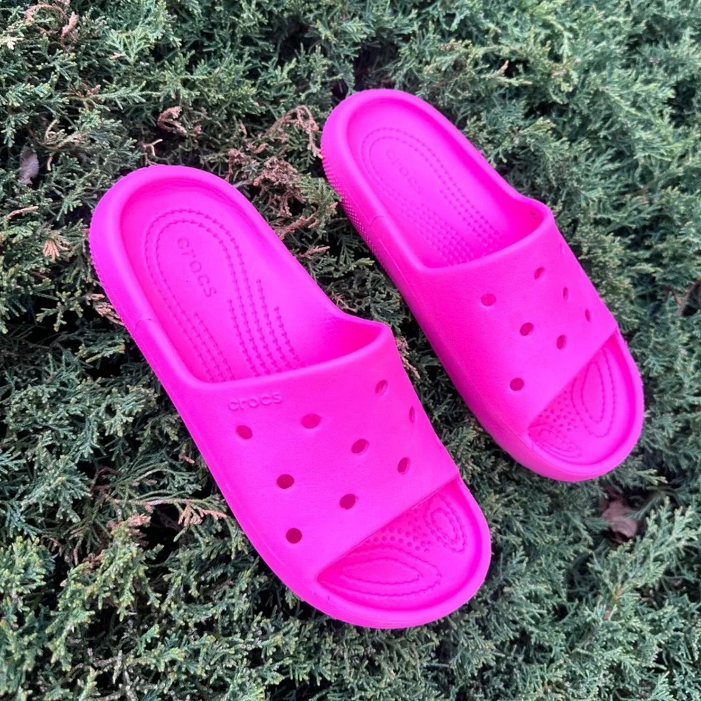 Crocs‎ Classic Slide V2 Little Kids Sandals Size J2 Pink